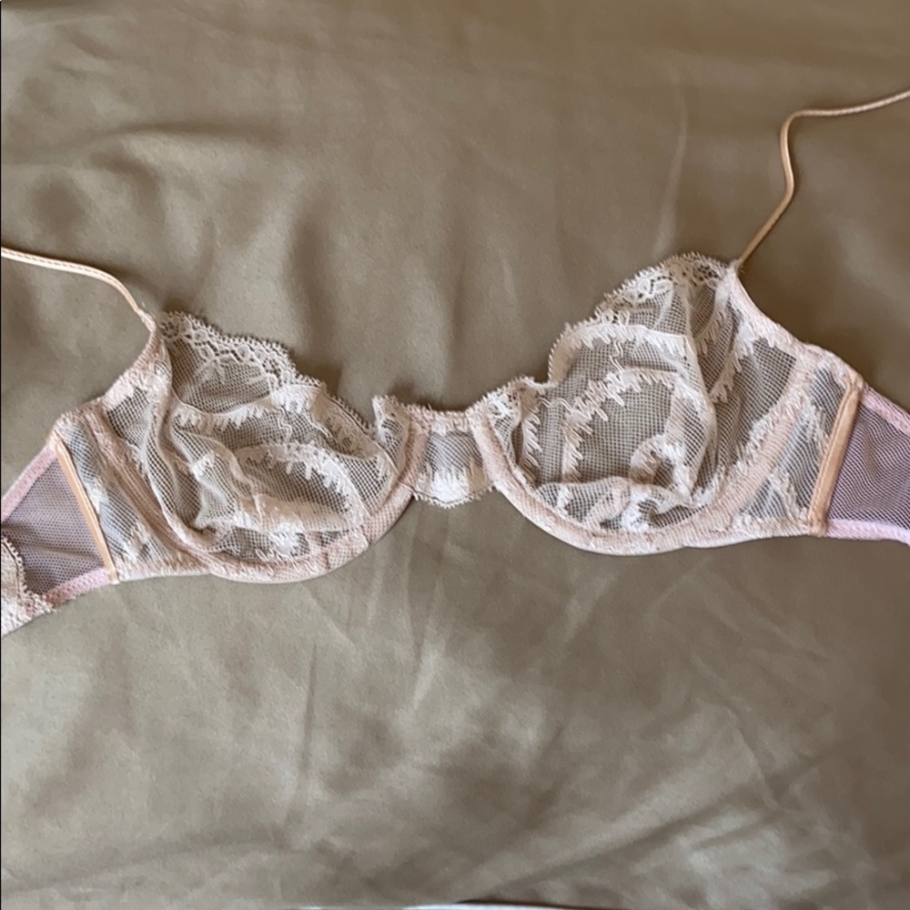 Kiki de Montparnasse blush leche moi Demi bra.